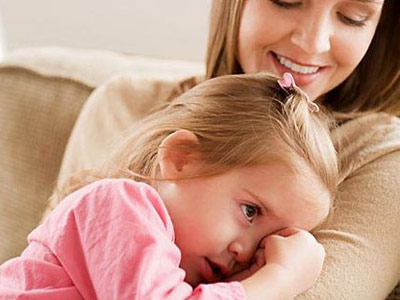 6 cách giúp trẻ hạn chế cáu giận